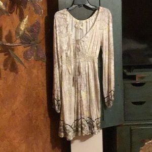 Chelsea & Violet medium dress